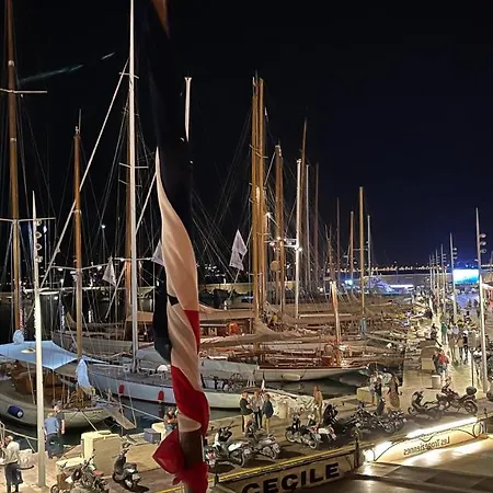 Voiles St Tropez Apartements * סן טרופז